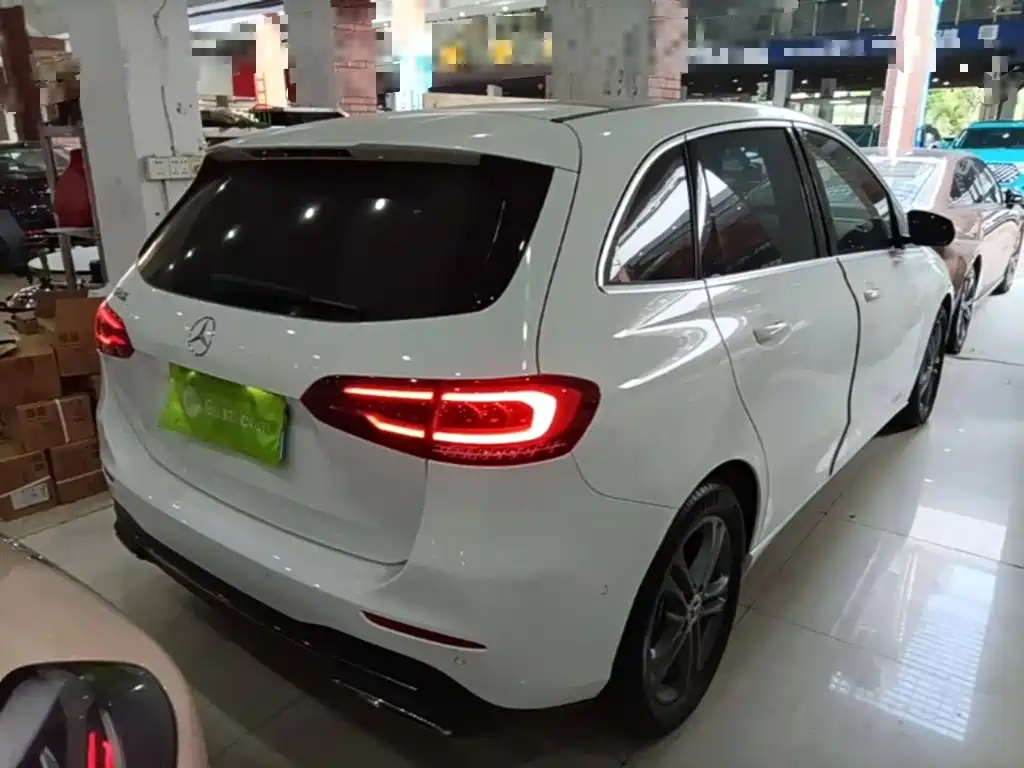 Mercedes-Benz B-Class 2020