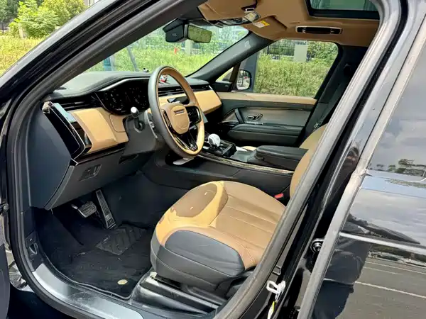 Land Rover Range Rover Sport 2024