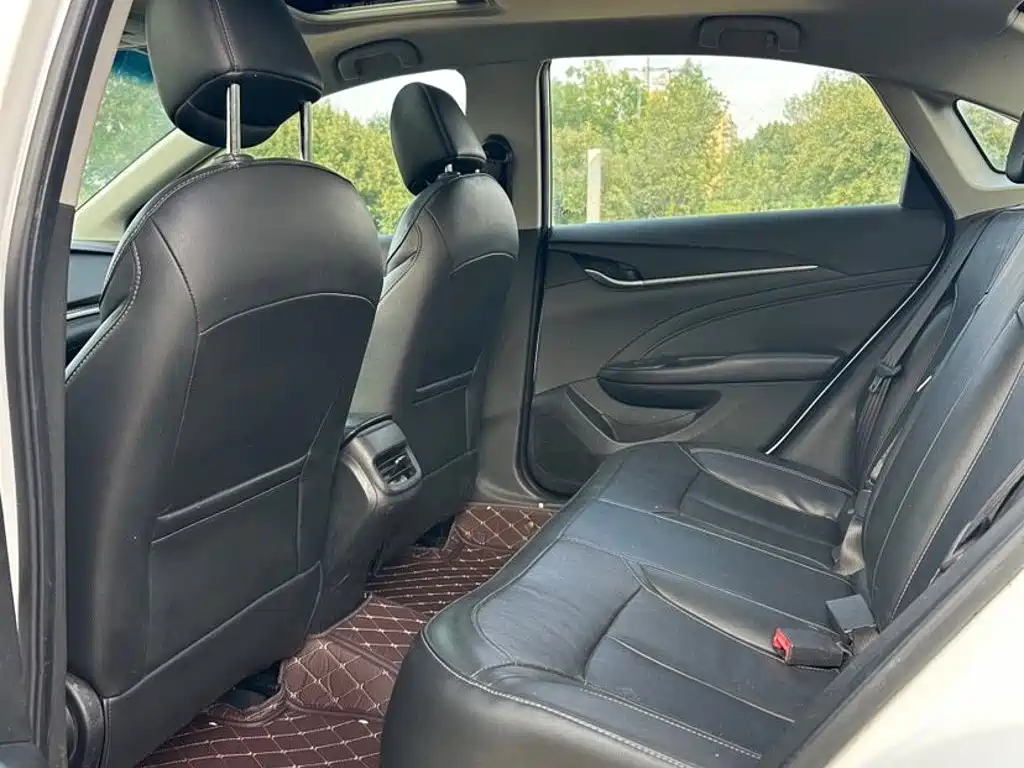 Buick Excelle 2015