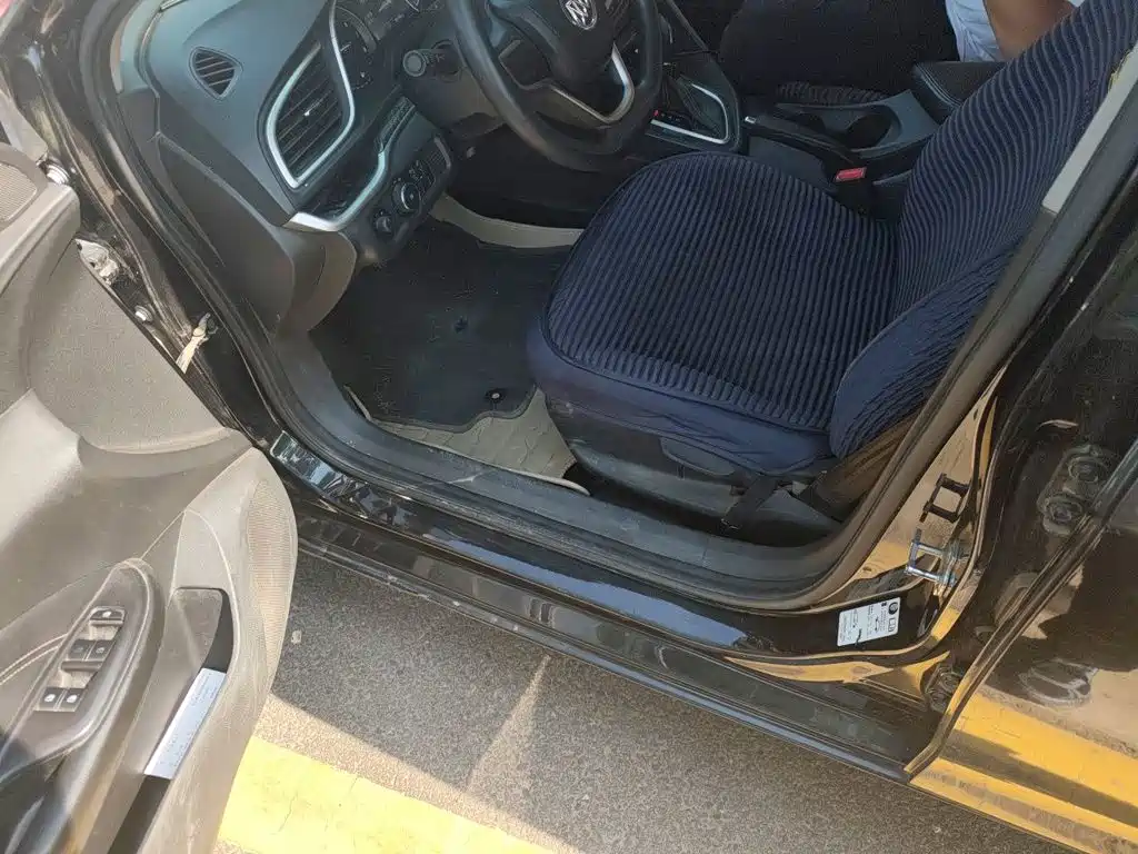 Buick Excelle 2015 — фото 20