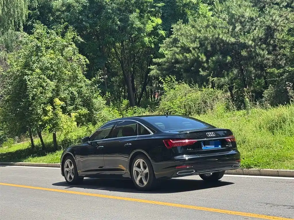 Audi A6L 2020