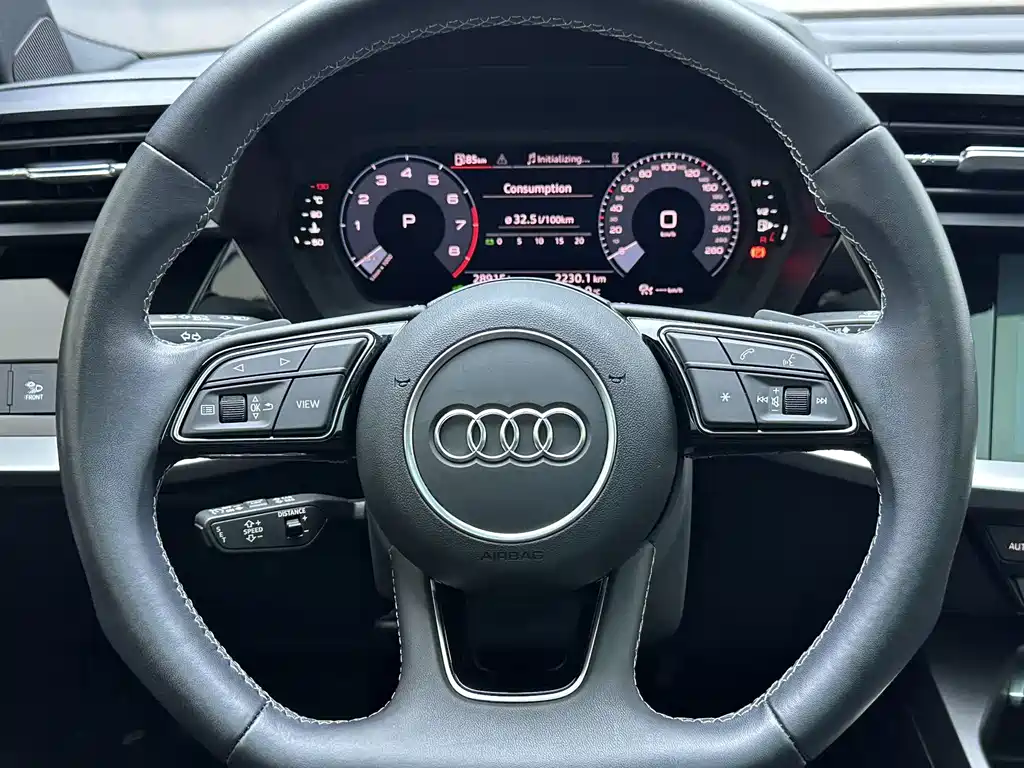 Audi A3 2022 — фото 12