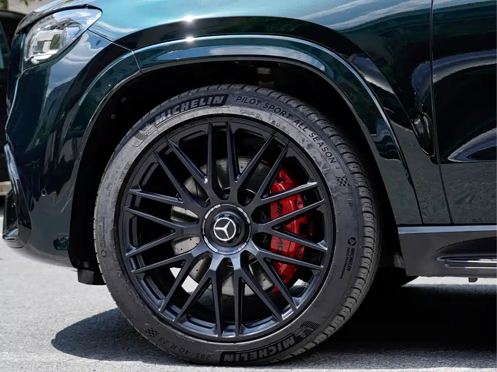 Mercedes-Benz GLS AMG 2024 — фото 8