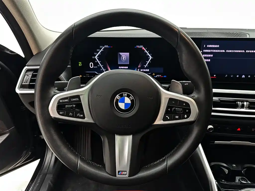 BMW 3 Series 2023 — фото 11