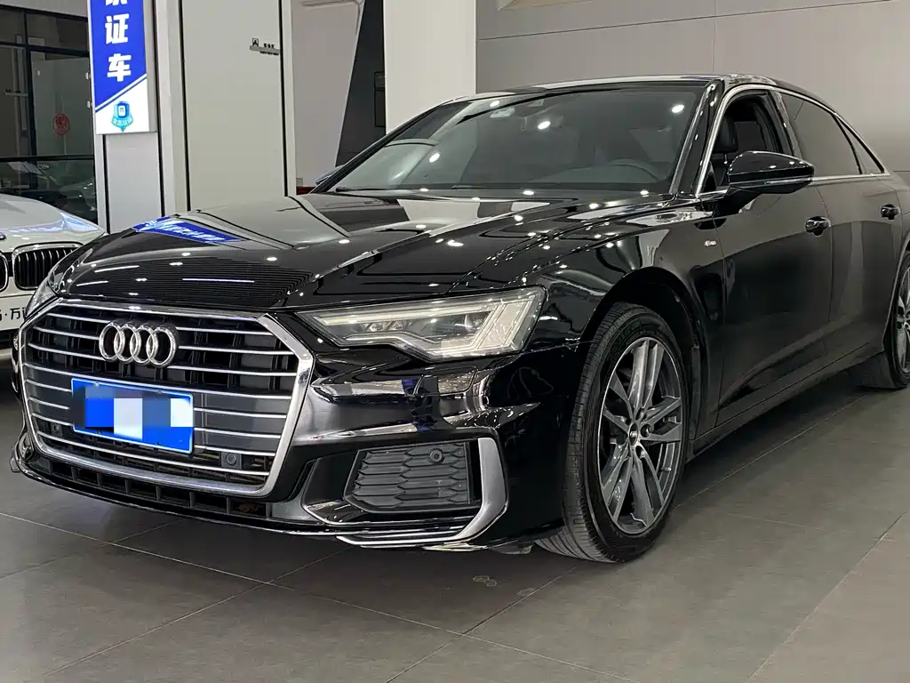 Audi A6L 2021 — фото 1