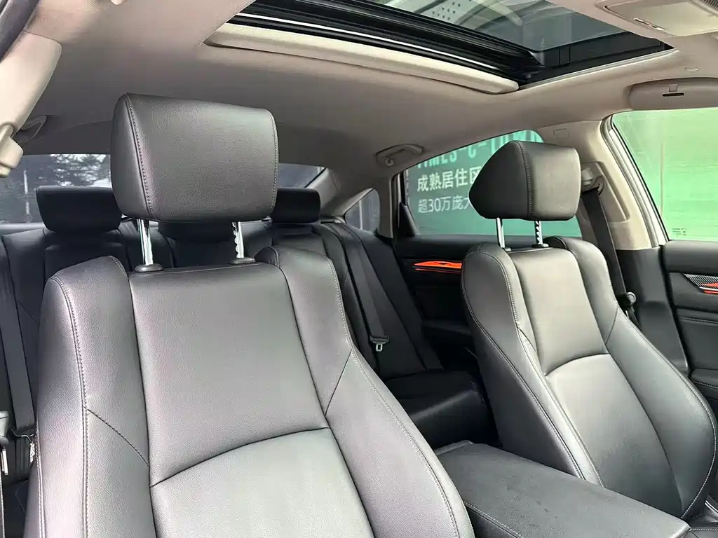 Honda Accord 2020 — фото 10