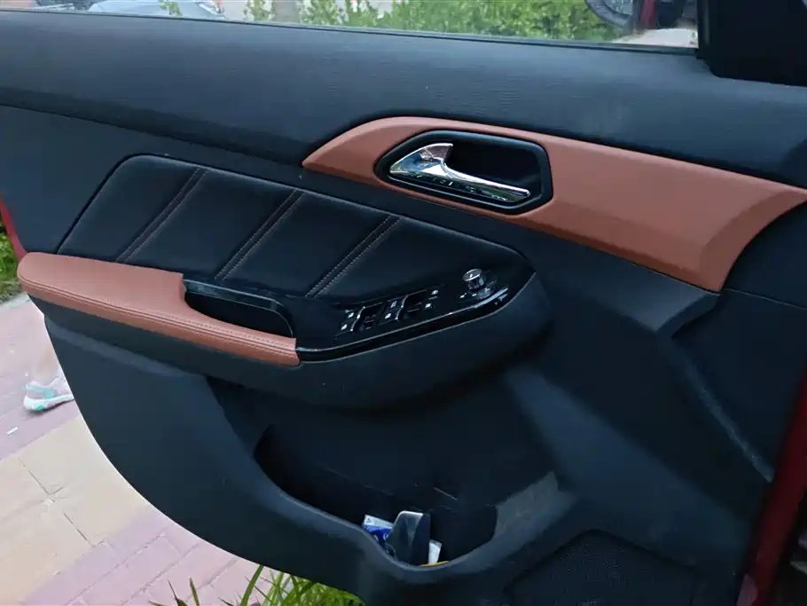 BAIC Senova X35 2016