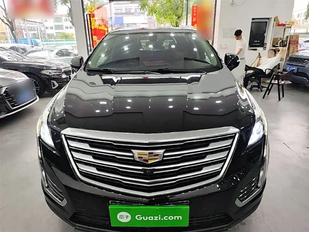 Cadillac XT5 2017 — фото 3