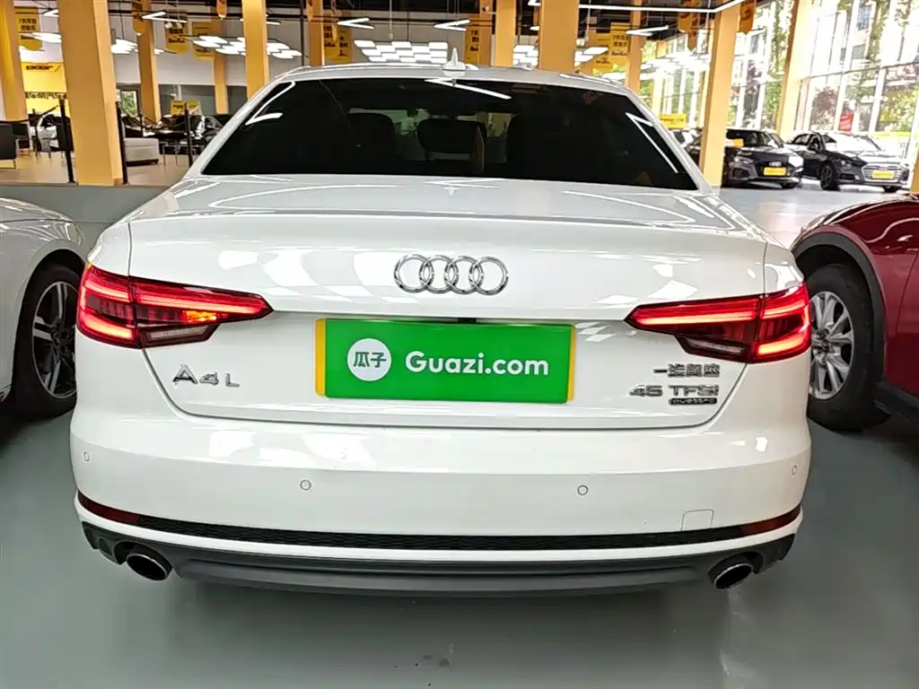 Audi A4L 2017 — фото 6