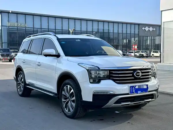 GAC Trumpchi GS8 2017