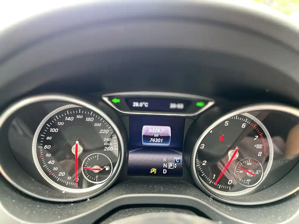 Mercedes-Benz GLA 2018 — фото 8