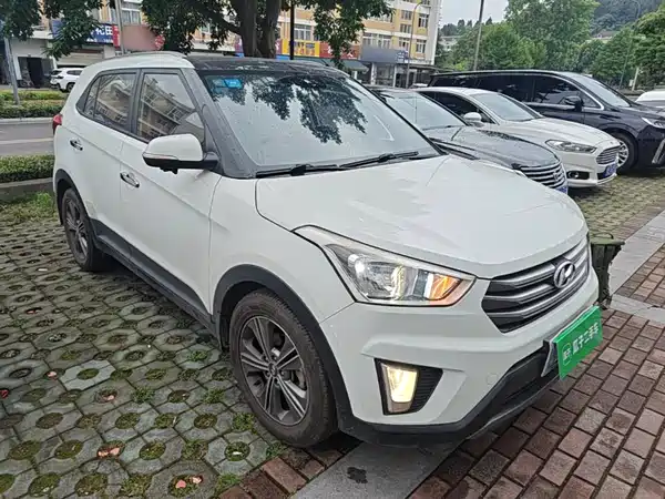 Hyundai ix25 2015