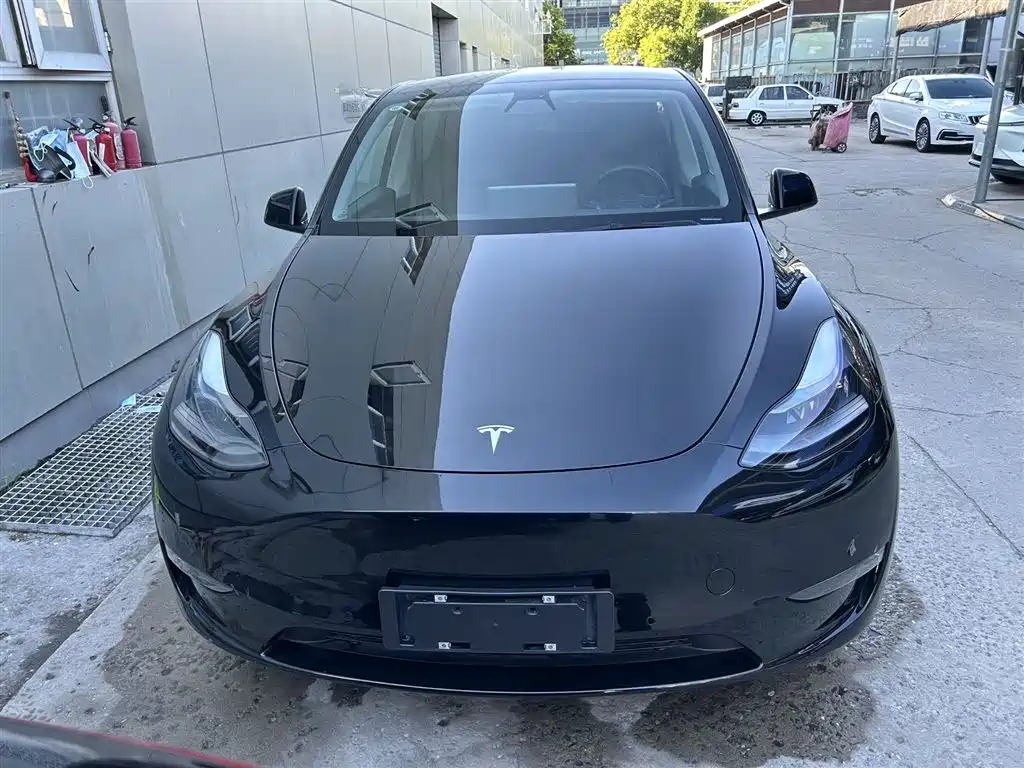 Tesla Model Y 2022 — фото 2
