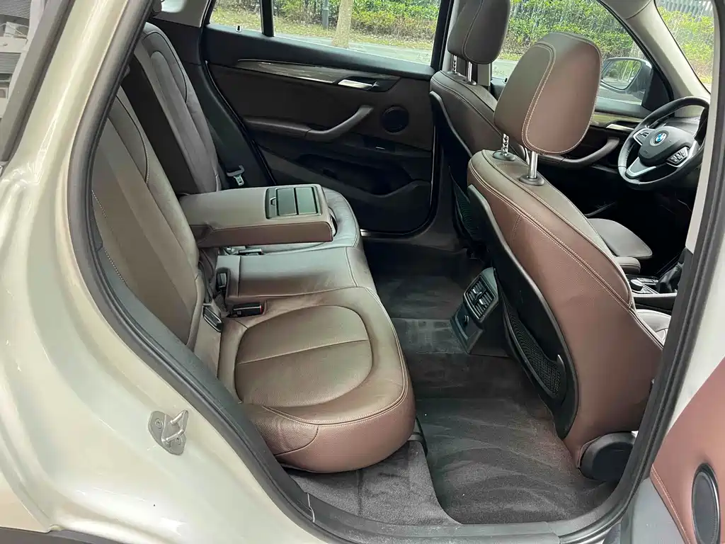 BMW X1 2018 — фото 13