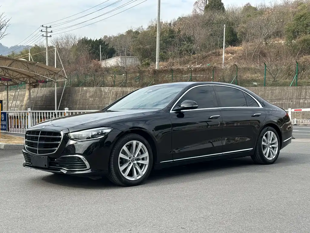 Mercedes-Benz S-Class 2023 — фото 1