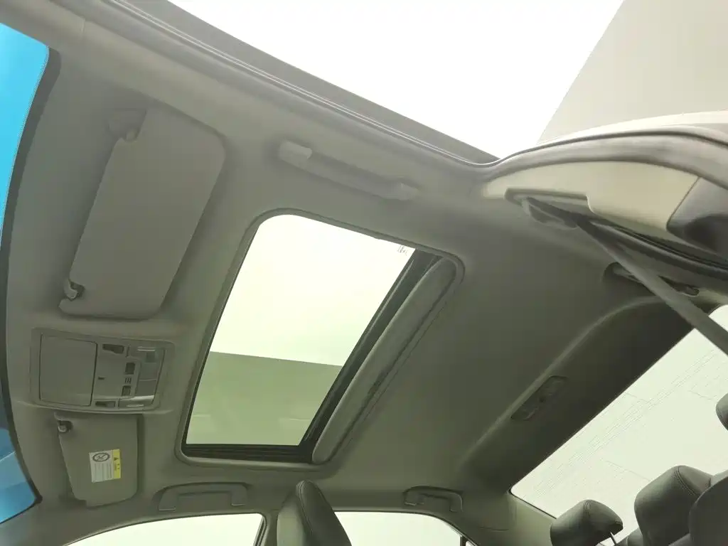 Toyota Camry 2014 — фото 14