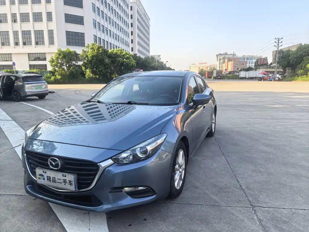 Mazda 3 Axela 2019