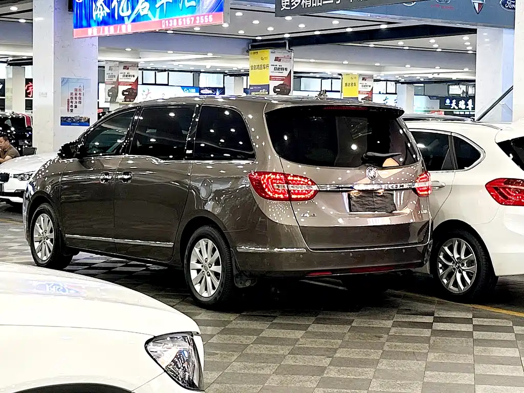 Buick GL8 2014