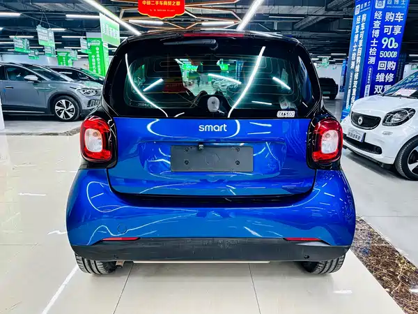 smart fortwo 2018