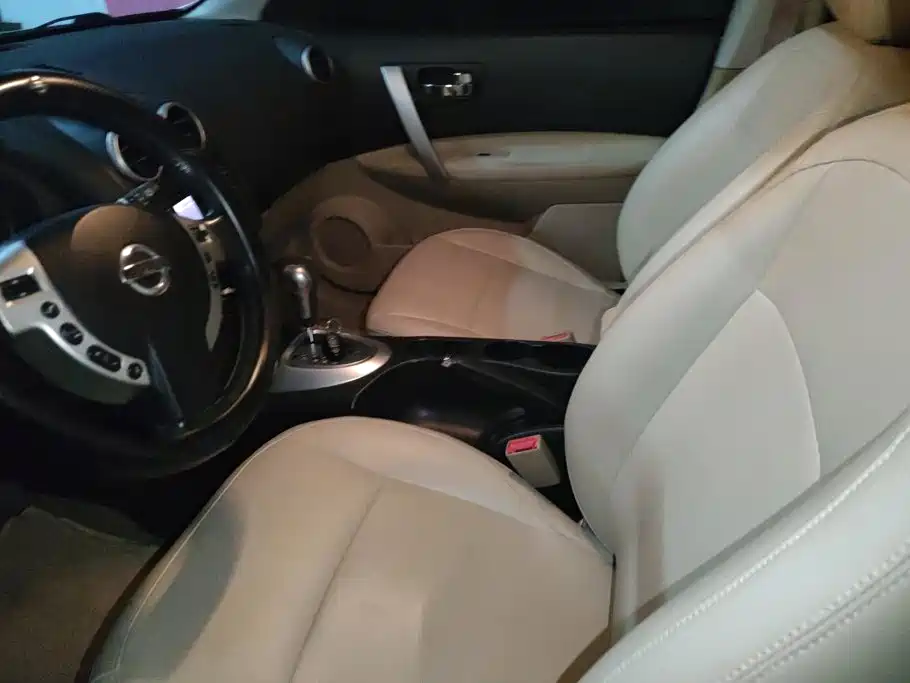Nissan Qashqai 2015 — фото 9
