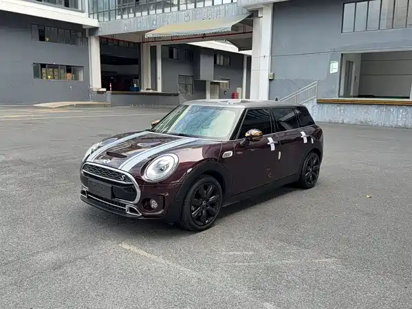 MINI Clubman 2016