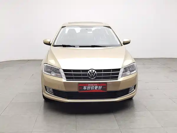 Volkswagen Lavida 2015