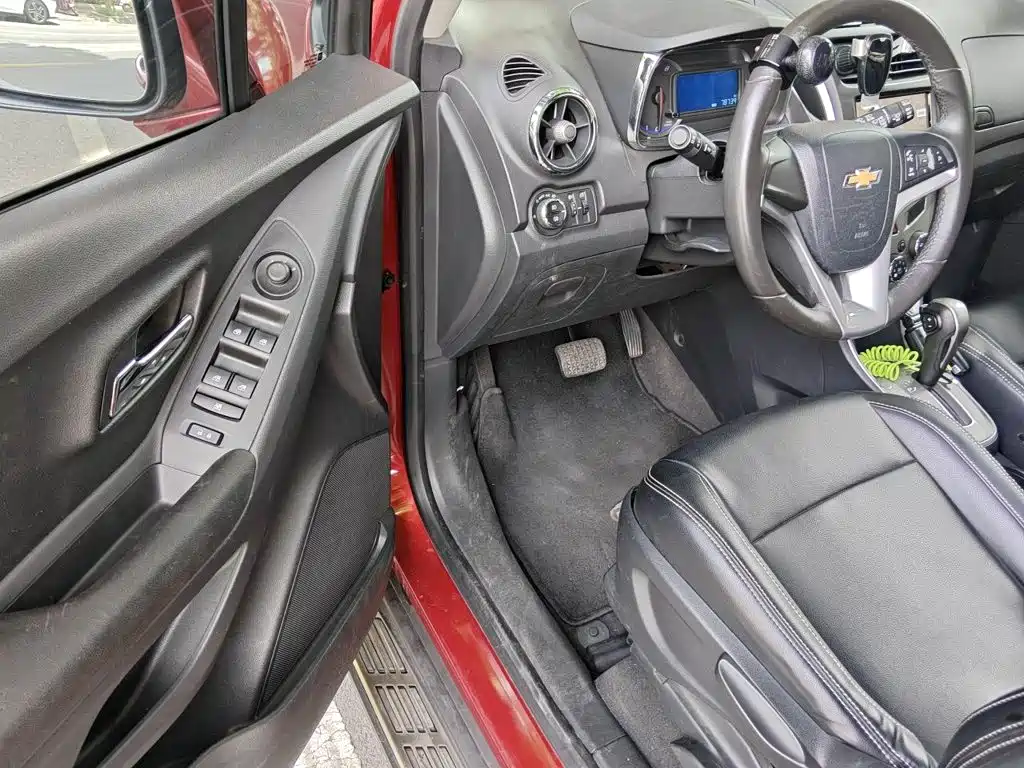 Chevrolet Trax 2016 — фото 13