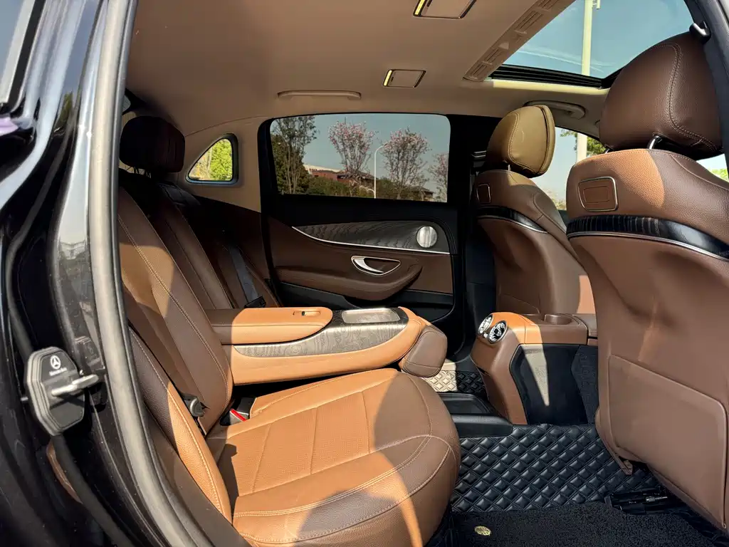 Mercedes-Benz E-Class 2019