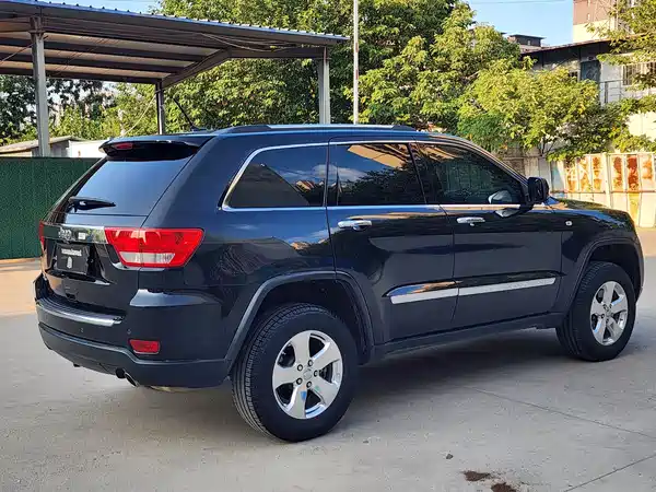 Jeep Grand Cherokee 2013