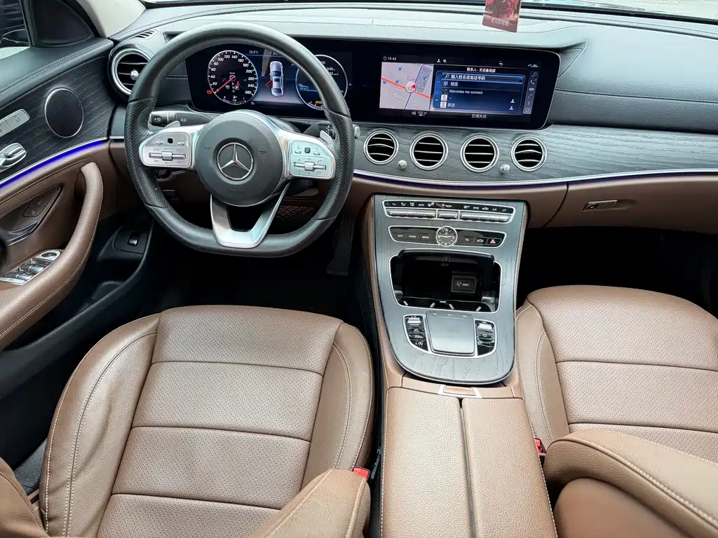 Mercedes-Benz E-Class 2020 — фото 16