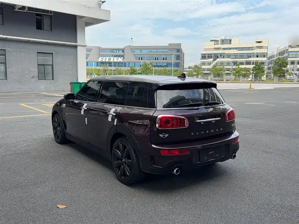 MINI Clubman 2018 — фото 11