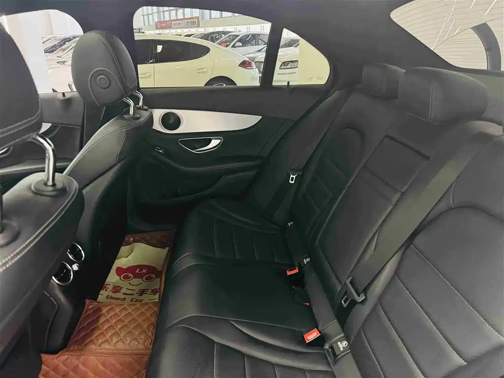 Mercedes-Benz C-Class 2016 — фото 19