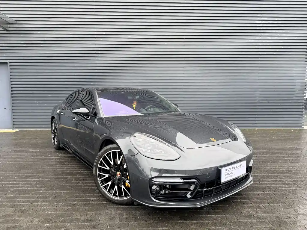 Porsche Panamera 2023 — фото 1