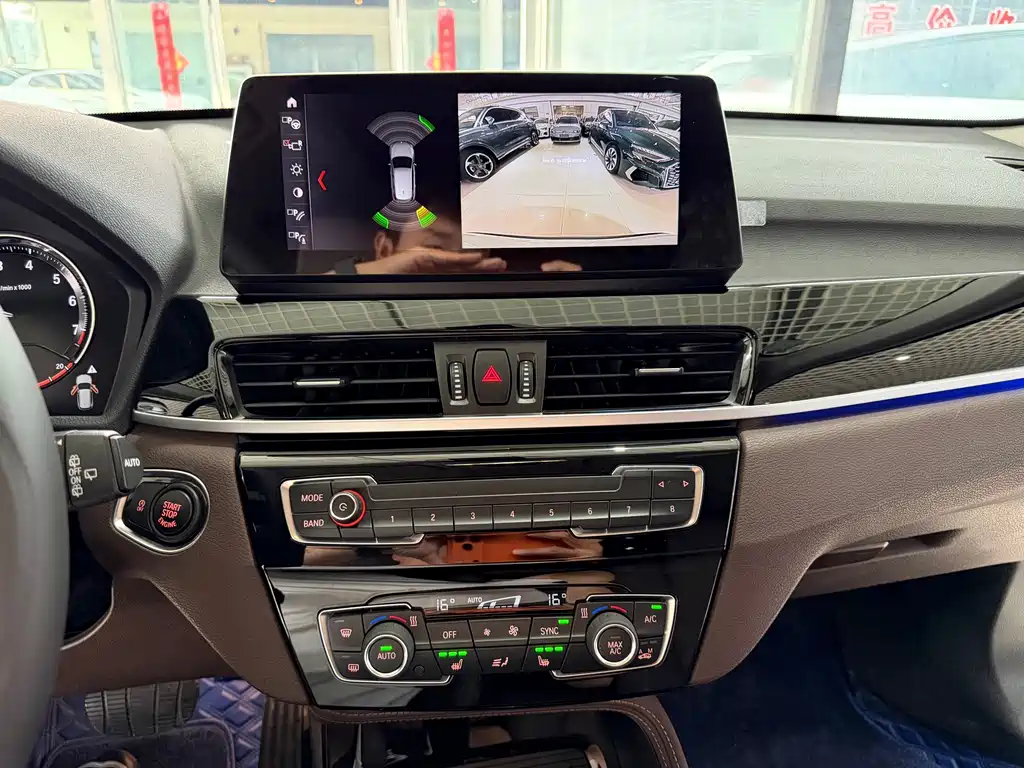 BMW X1 2020 — фото 15