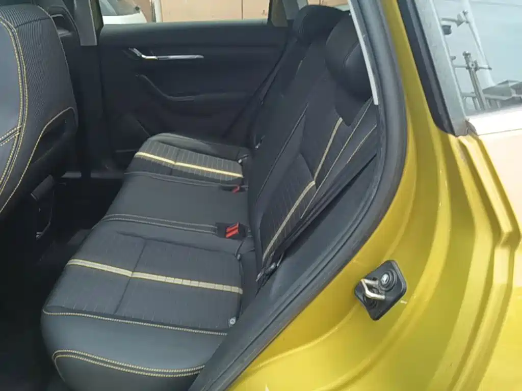 Skoda Kamiq 2020 — фото 17