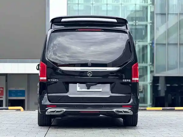 Mercedes-Benz V-Class 2023