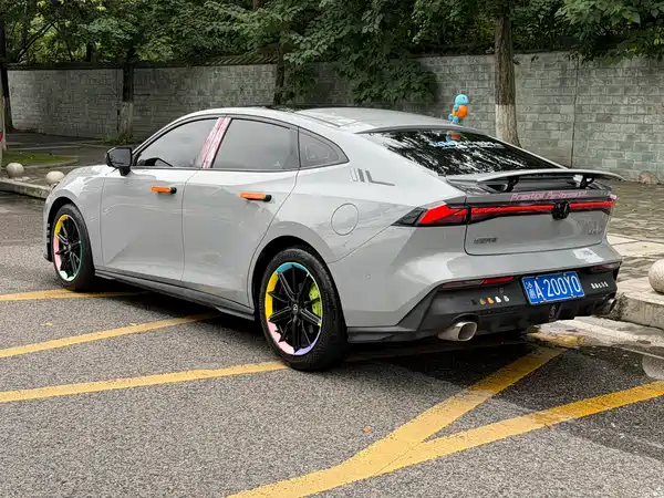 Changan UNI-V 2022