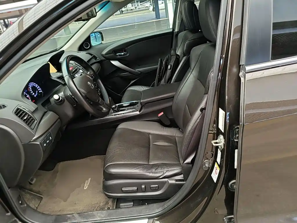 Acura RDX 2015 — фото 15