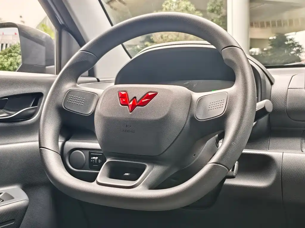 Wuling Hongguang New Energy 2025 — фото 20