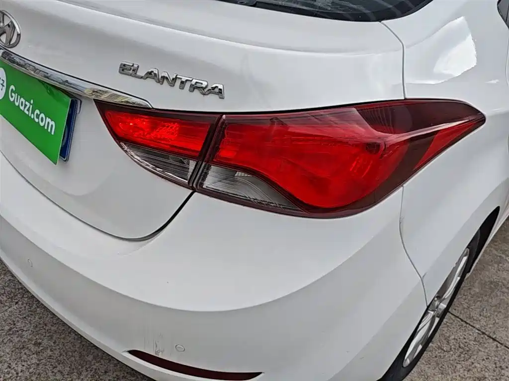 Hyundai Elantra Langdong 2016 — фото 8