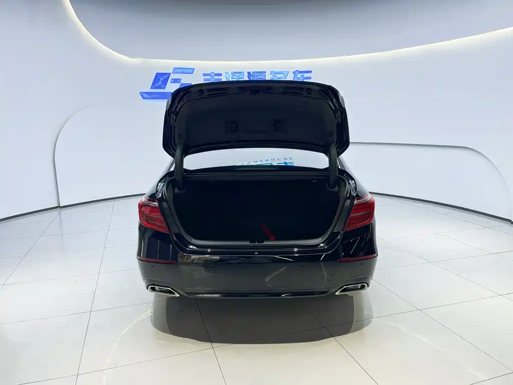 Honda Inspire 2021 — фото 6