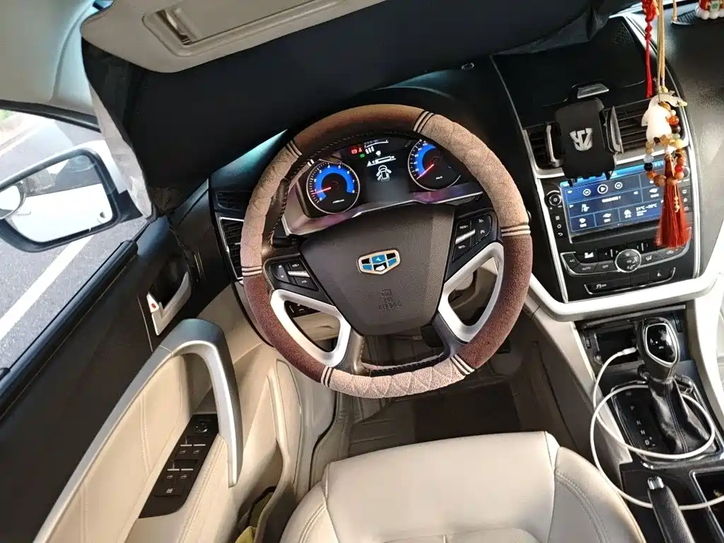 Geely Emgrand 2016