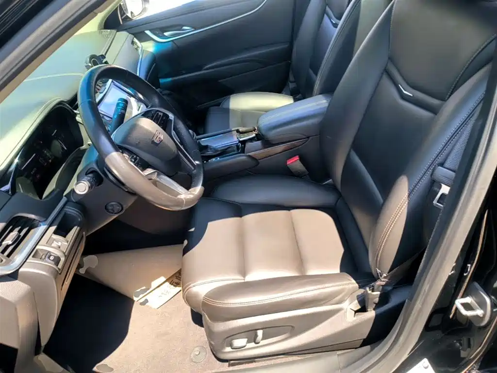 Cadillac XTS 2019 — фото 14