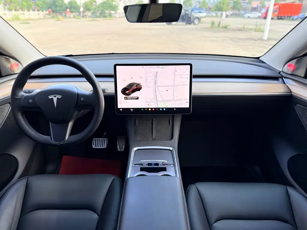 Tesla Model Y 2021 — фото 10