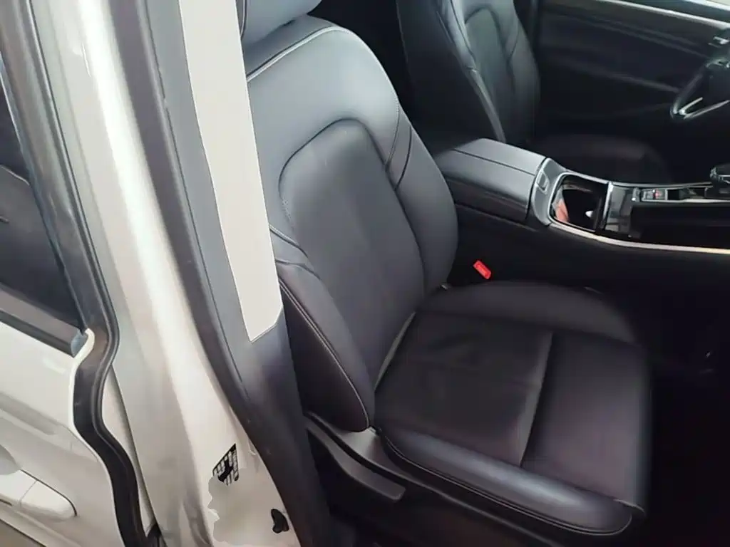 GAC Motor Trumpchi M8 2022 — фото 25