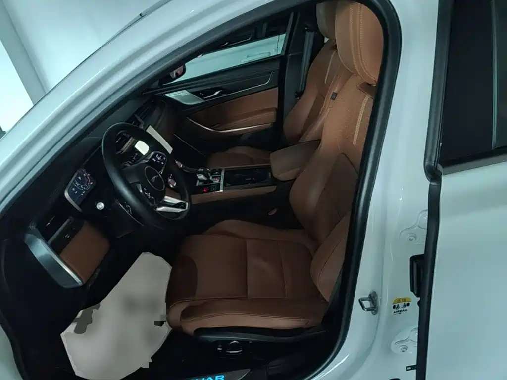 Jaguar XFL 2024 — фото 15