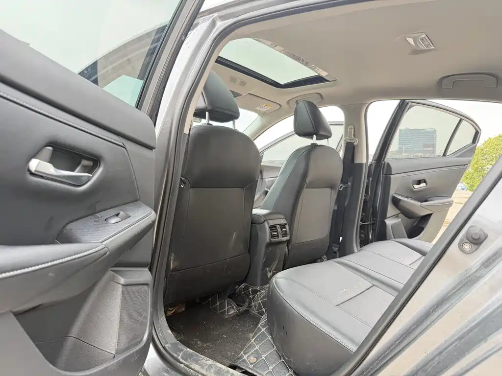 Nissan Sylphy 2023 — фото 13