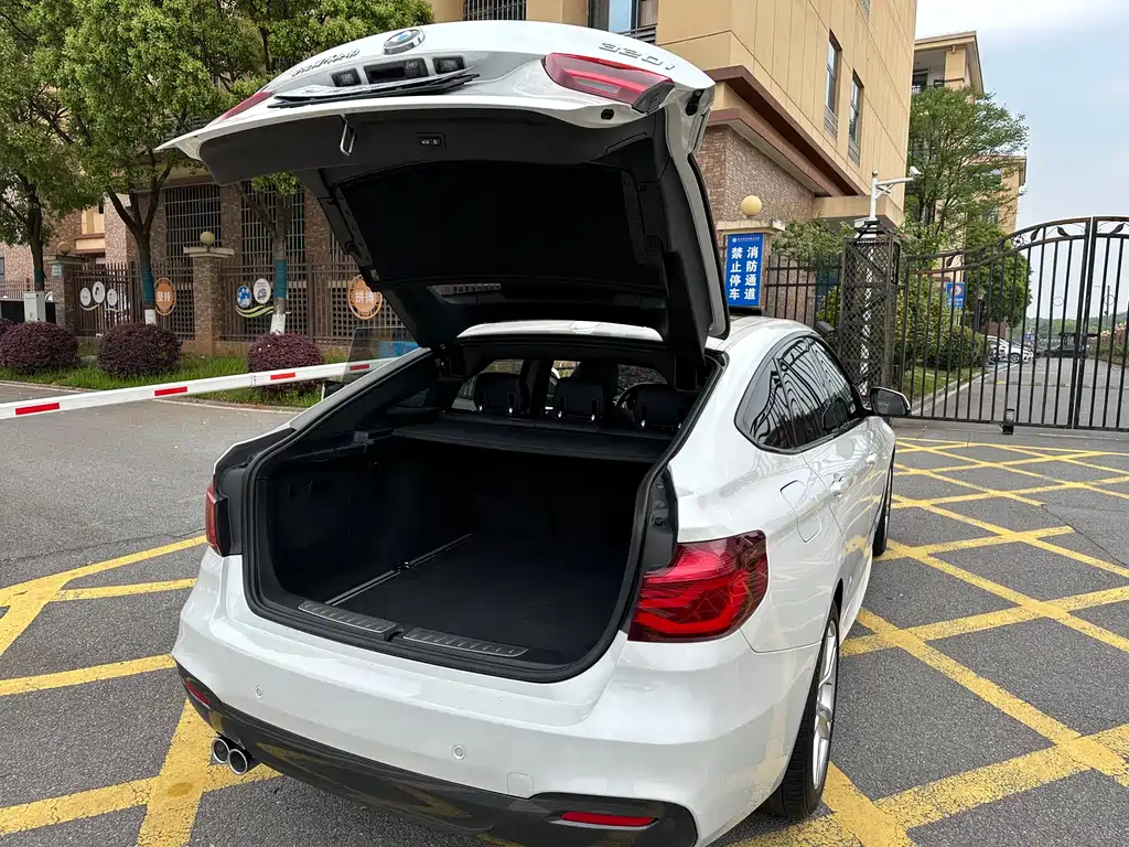 BMW 3 Series GT 2021 — фото 14