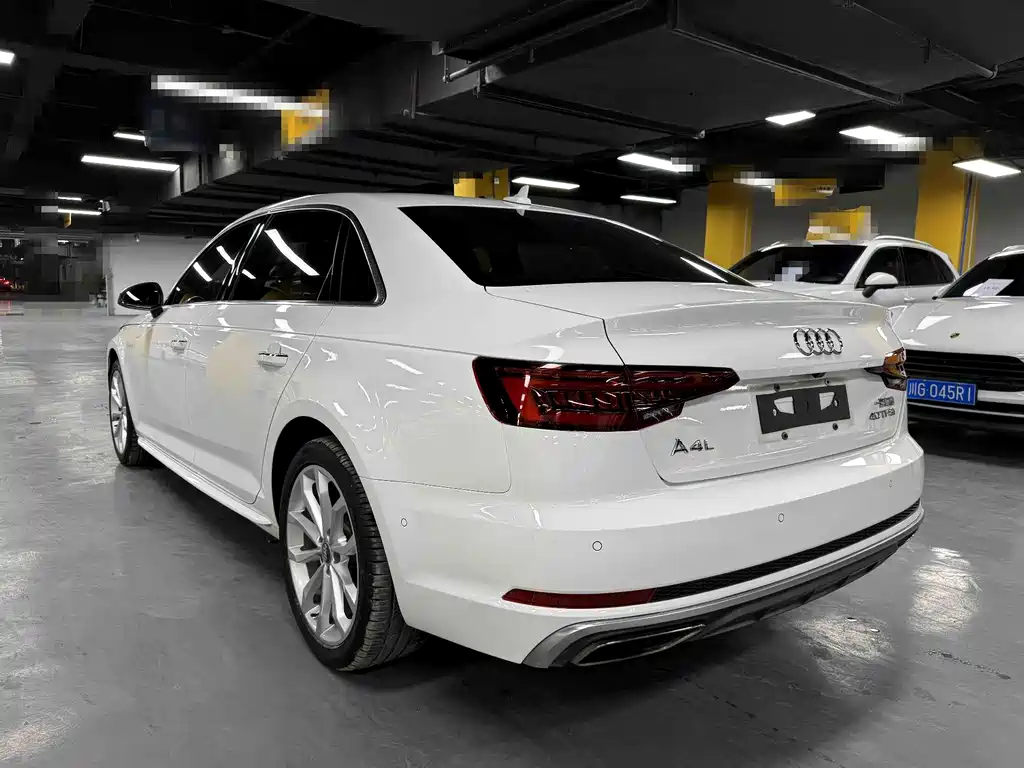 Audi A4L 2019 — фото 9