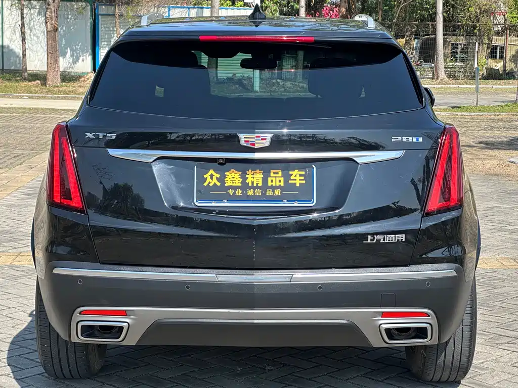 Cadillac XT5 2022 — фото 14